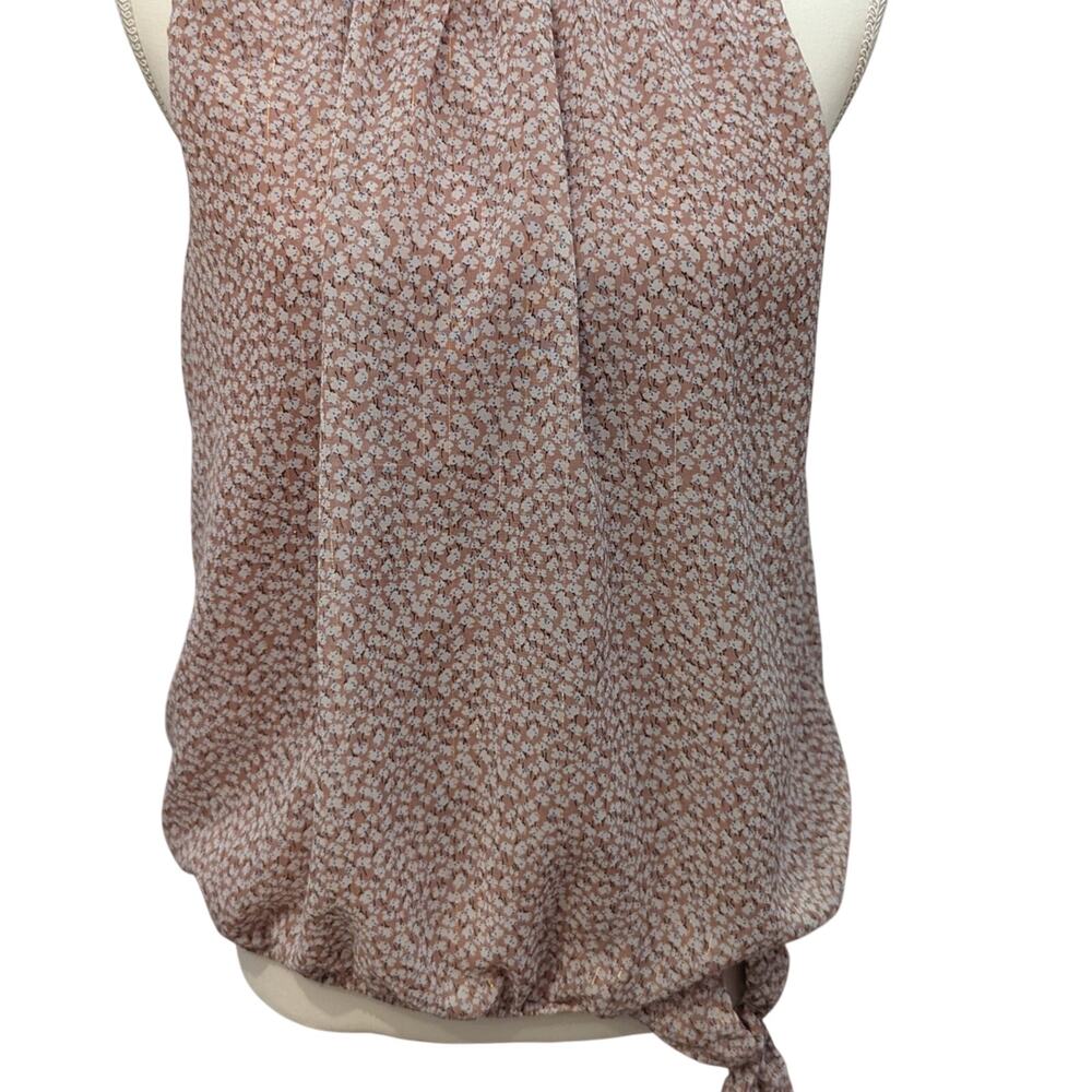 #355 - Women's Sleeveless Top in Pink